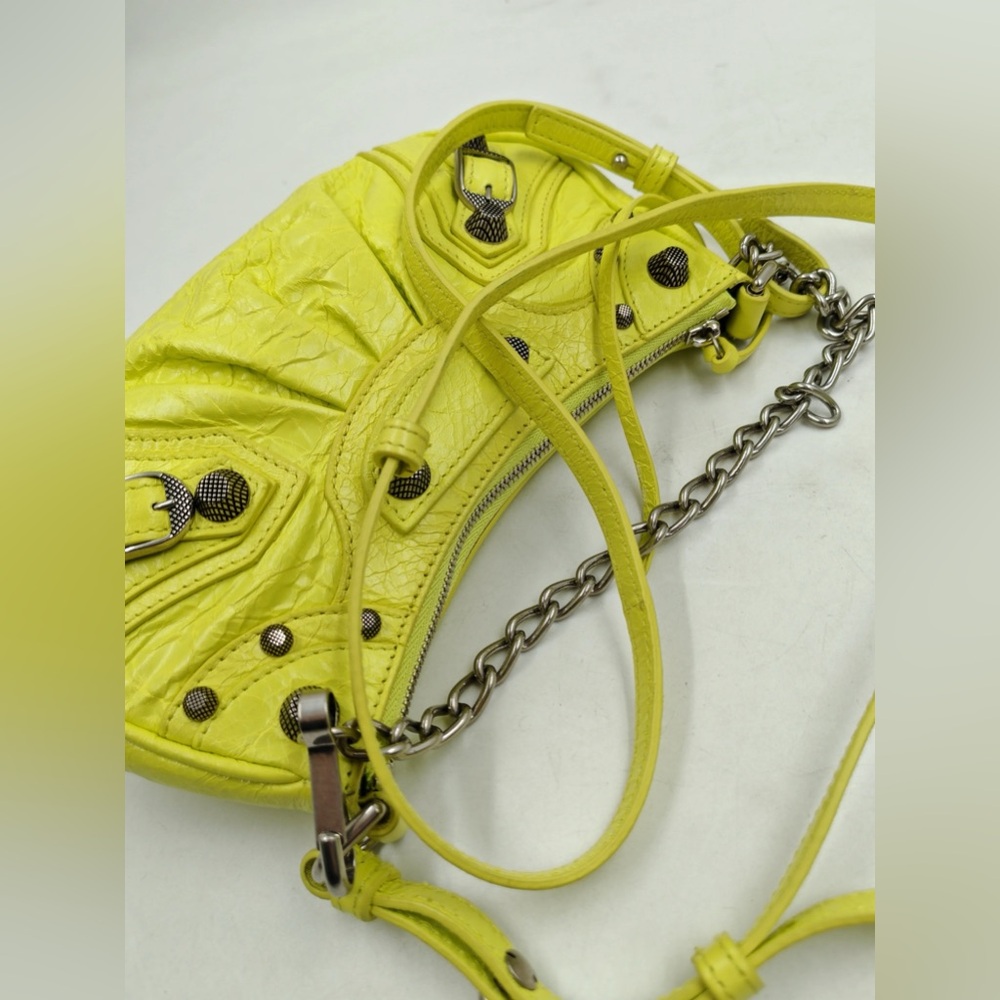 Authentic Balenciaga 2022 hot edition Fluo yellow le Cagole mini leather bag - Picture 8 of 14